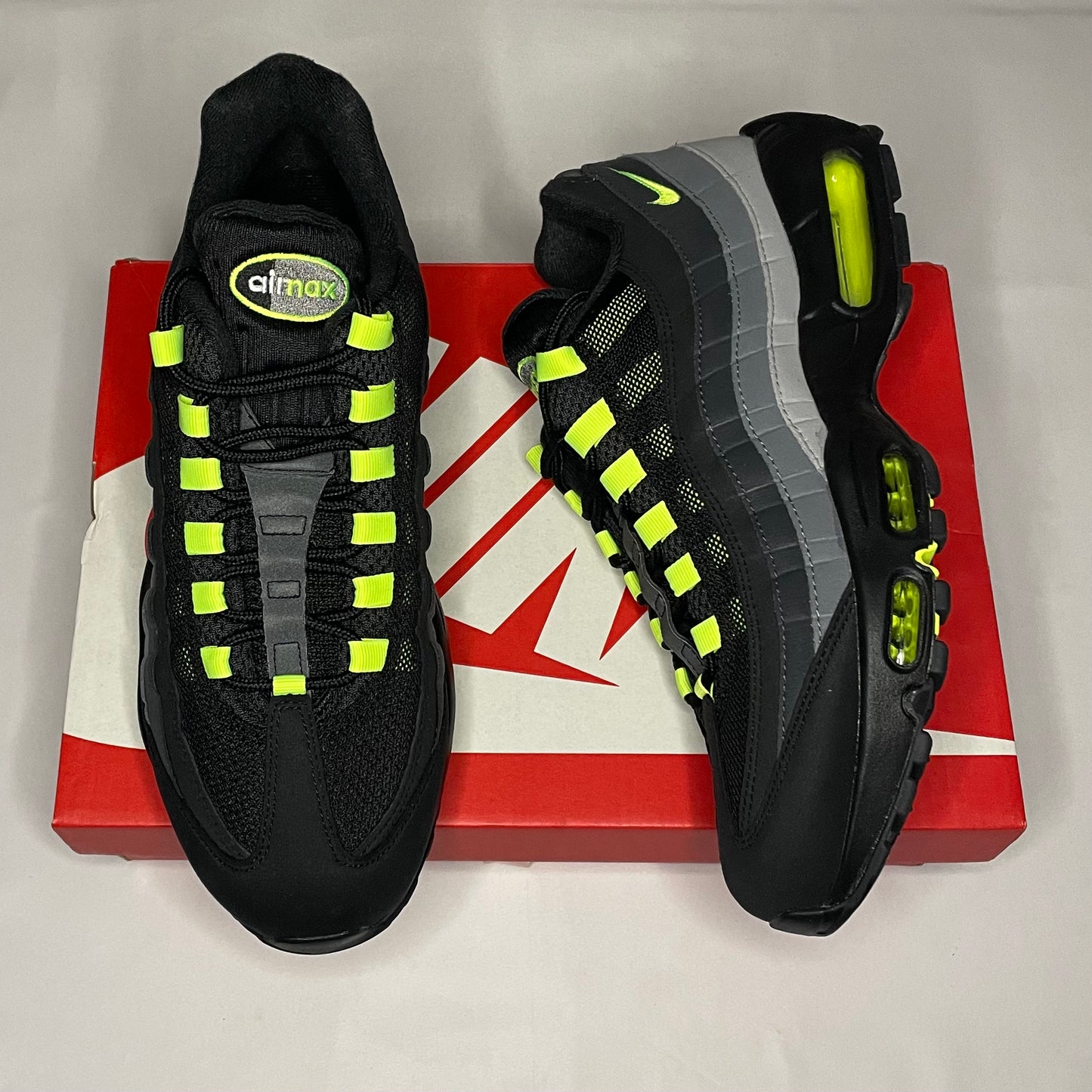 Air Max 95 Reverse Neon