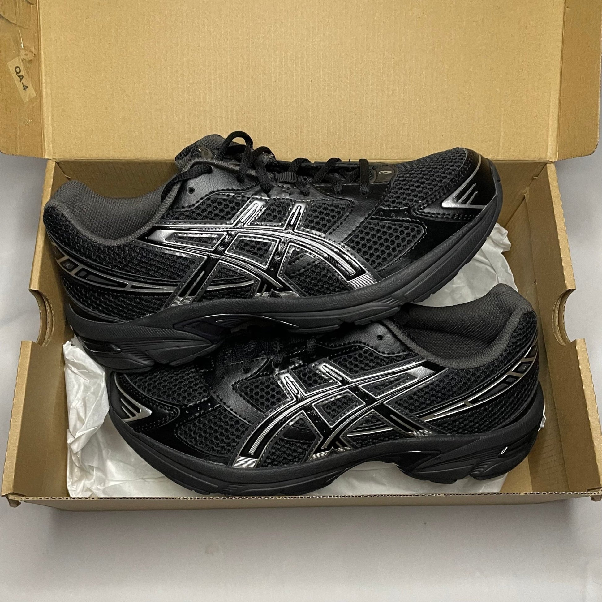 Asics Gel - 1130 Black / Silver - WYGO.store