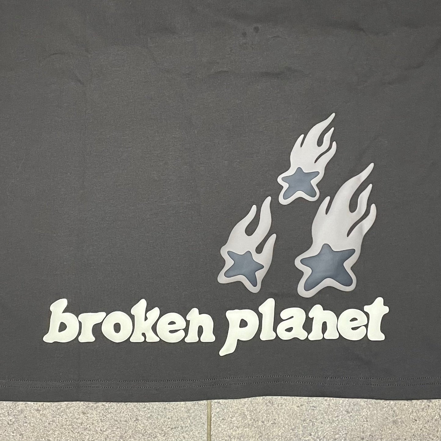 Broken Planet Heartless Love T-shirt - WYGO.store