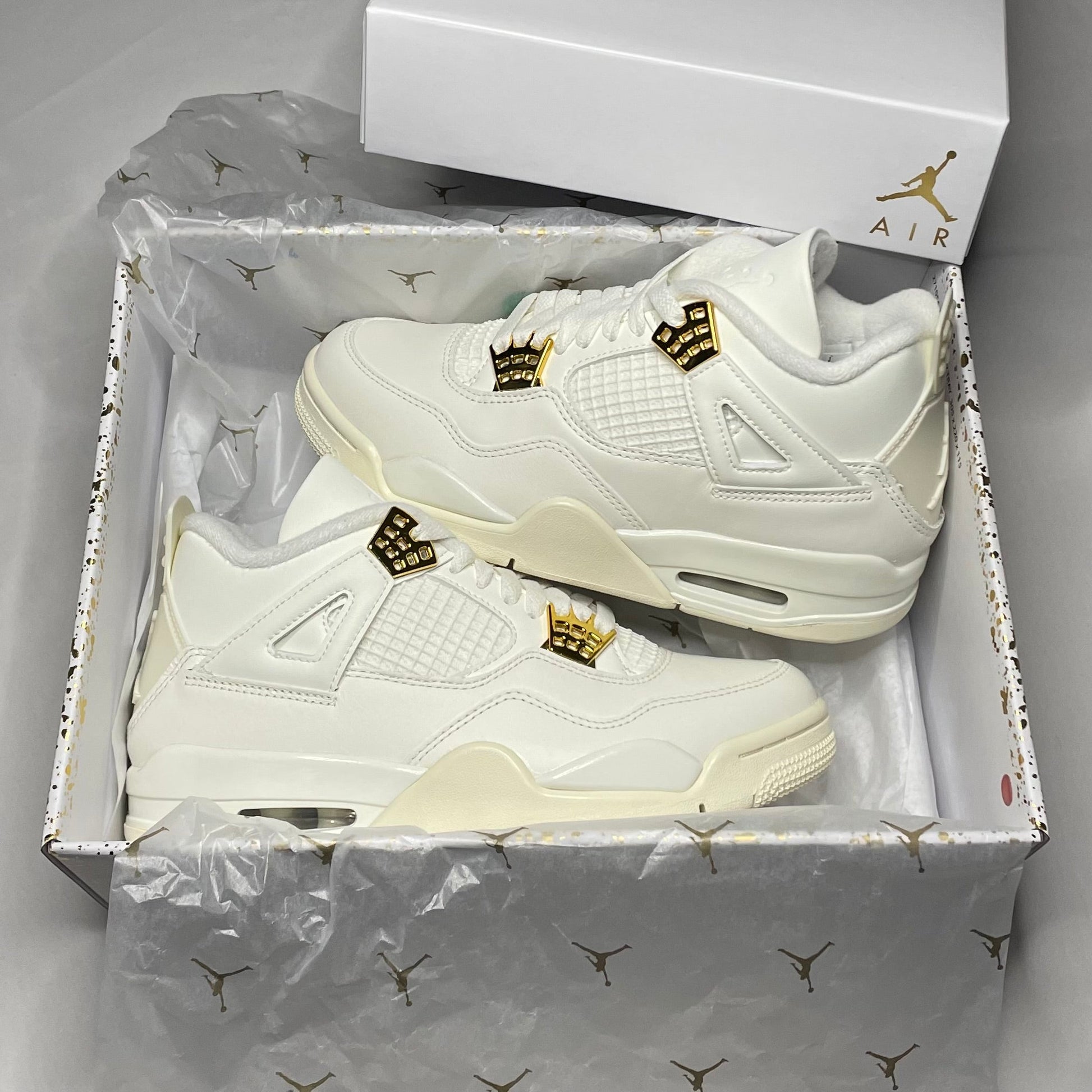 Jordan 4 Metallic Gold - WYGO.store