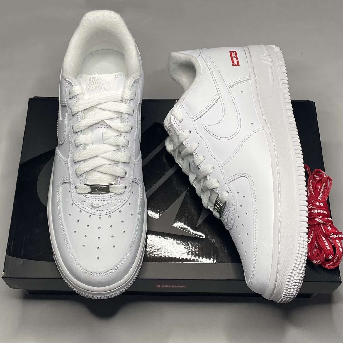 Supreme x Air Force 1 White - WYGO.store